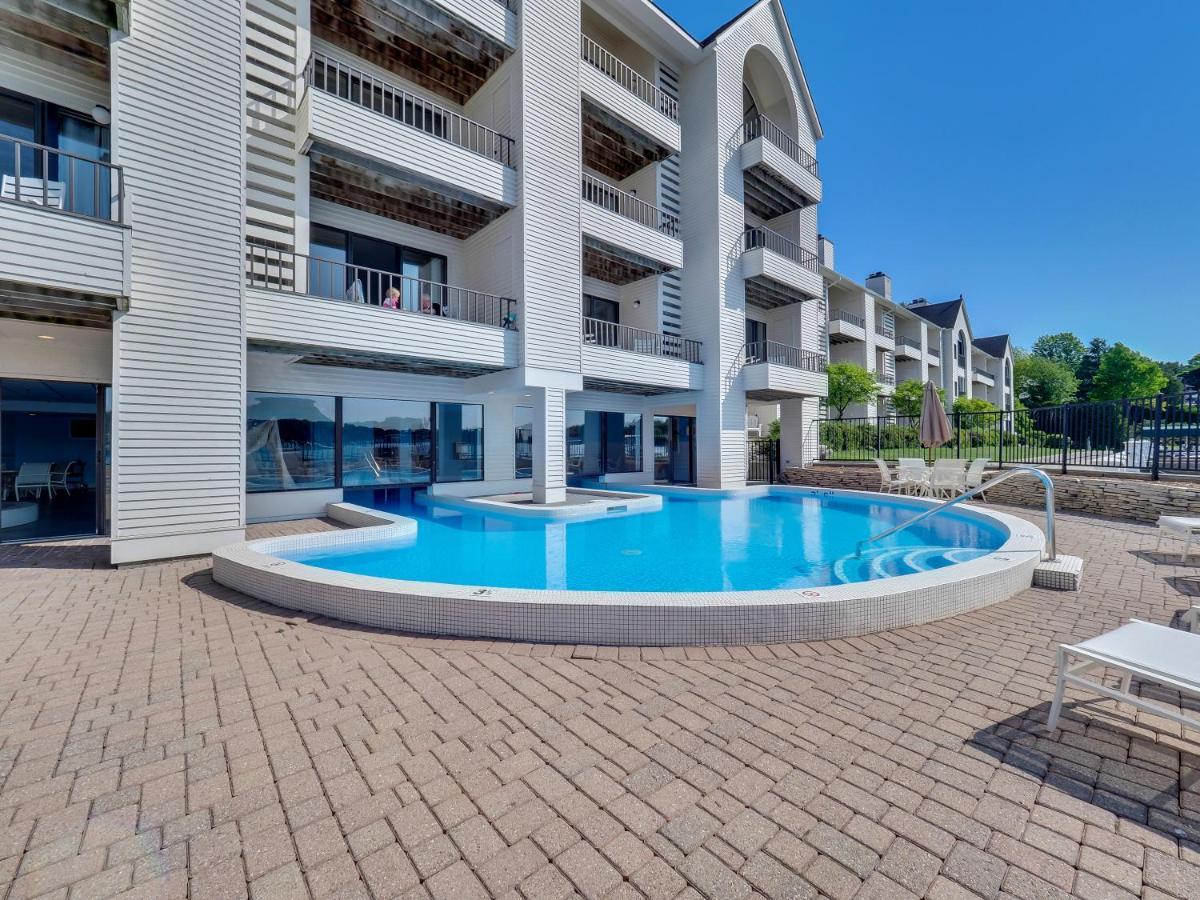 228 Edgewater Inn 沙勒沃伊 外观 照片
